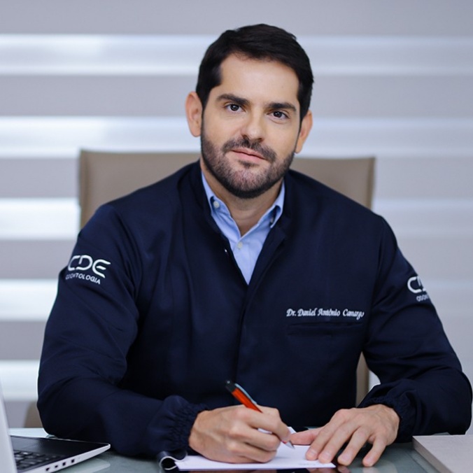 CDE Odontologia - Dr. Daniel Camargo
